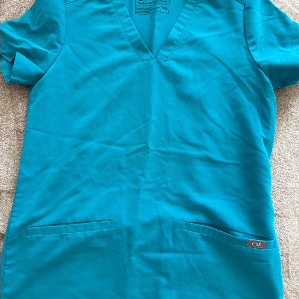 Figs Turquoise V-Neck Scrub Top